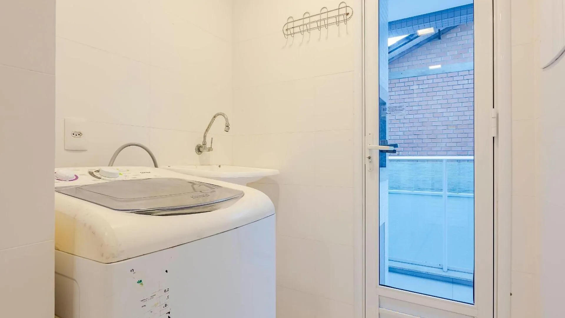 Localizacao Privilegiada Apartamento A 200M Da Praia بومبينهاس